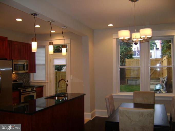 545 Park Road Northwest Washington, DC 20010 - Photo 7 of 15 Kitchen/Dining Room