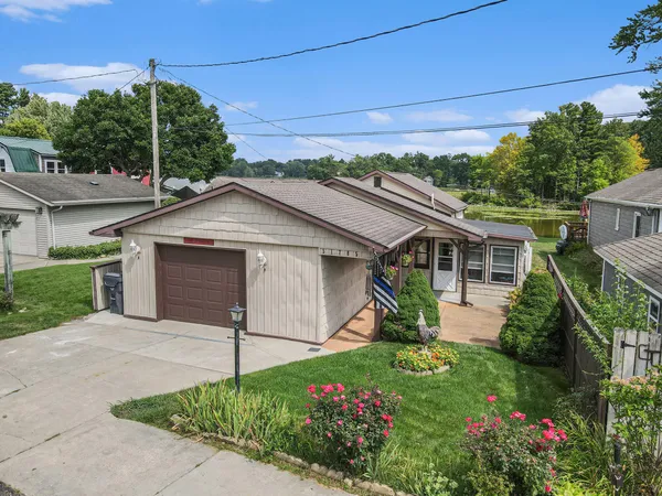 $339,000 | 51765 Easy Street, Paw Paw, MI 49079