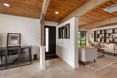 $739,500 | 302 41st Avenue, St. Pete Beach, FL 33706