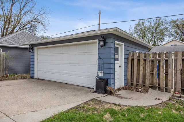 $389,900 | 1524 5th Avenue South, Fargo, ND 58103