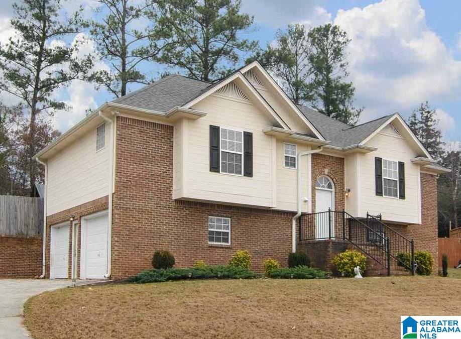 83 Autumn Trace Odenville, AL 35120 - Photo 1 of 37