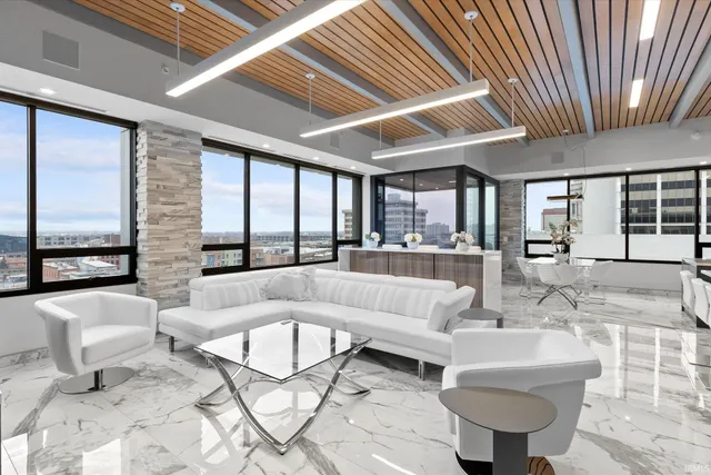 $1,299,000 | 202 West Berry Street, Unit 740, Fort Wayne, IN 46802