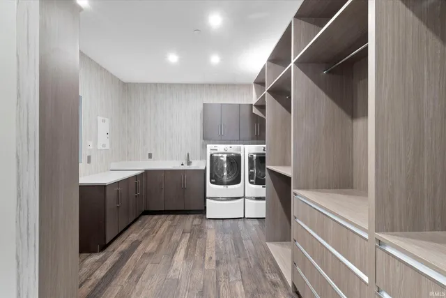 $1,299,000 | 202 West Berry Street, Unit 740, Fort Wayne, IN 46802