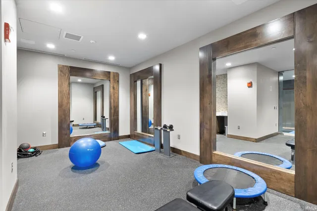 $1,299,000 | 202 West Berry Street, Unit 740, Fort Wayne, IN 46802