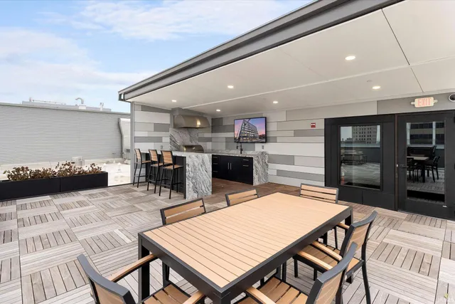 $1,299,000 | 202 West Berry Street, Unit 740, Fort Wayne, IN 46802