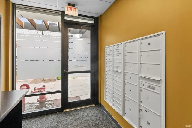 $1,299,000 | 202 West Berry Street, Unit 740, Fort Wayne, IN 46802