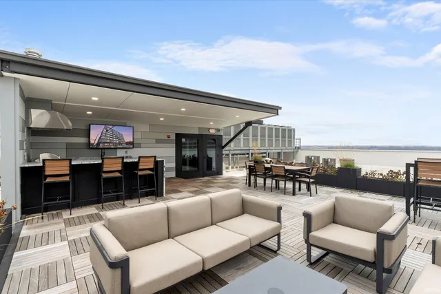 $1,299,000 | 202 West Berry Street, Unit 740, Fort Wayne, IN 46802