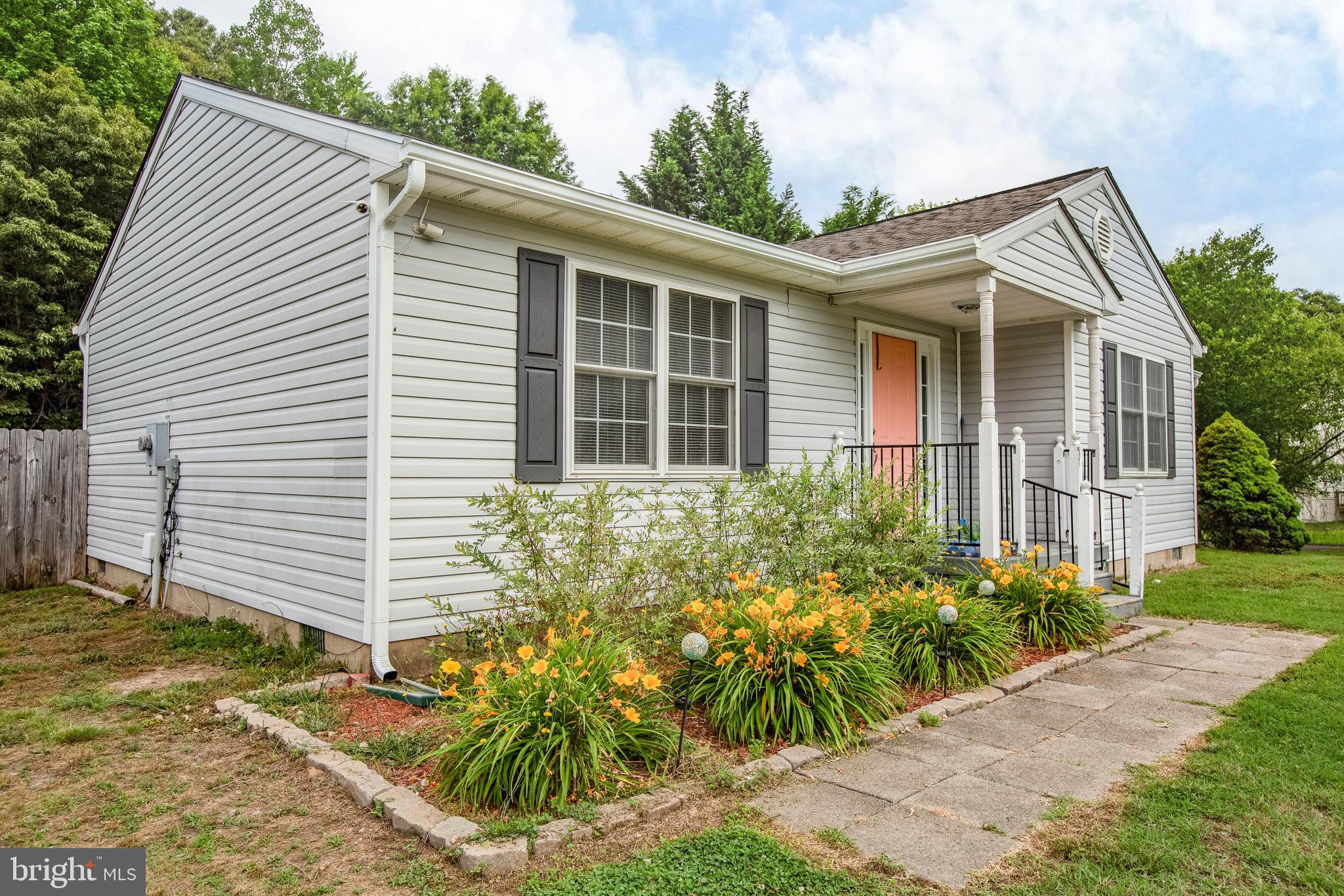 8564 Passapatanzy Road King George, VA 22485 - Photo 3 of 36 Gallery Image 3