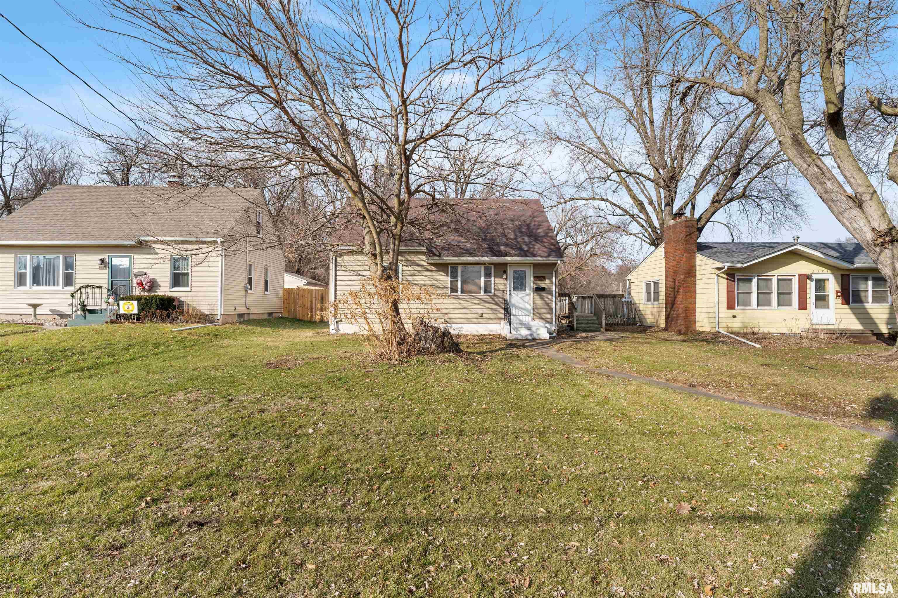 2378 Telegraph Road Davenport, IA 52804 - Photo 3 of 27 Gallery Image 3