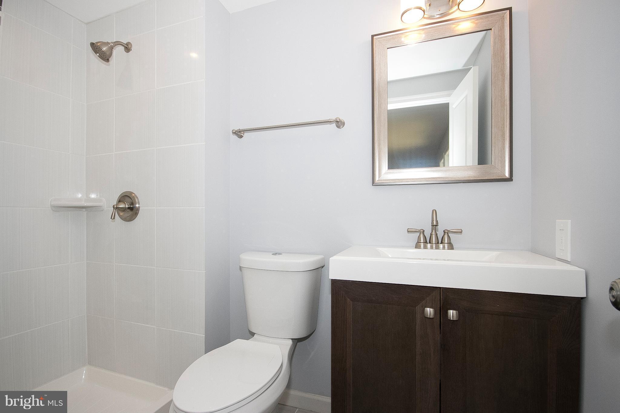 6904 Yale Road Baltimore, MD 21220 - Photo 15 of 27 Bath (Master)