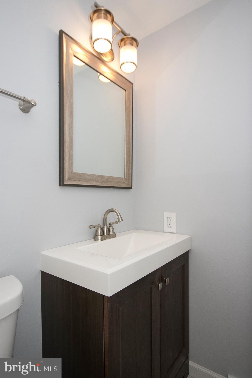 6904 Yale Road Baltimore, MD 21220 - Photo 17 of 27 Bath (Master)