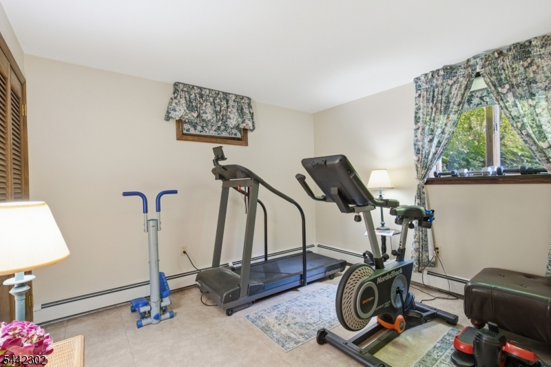 75 Green Hill Road Kinnelon, NJ 07405 - Photo 33 of 48