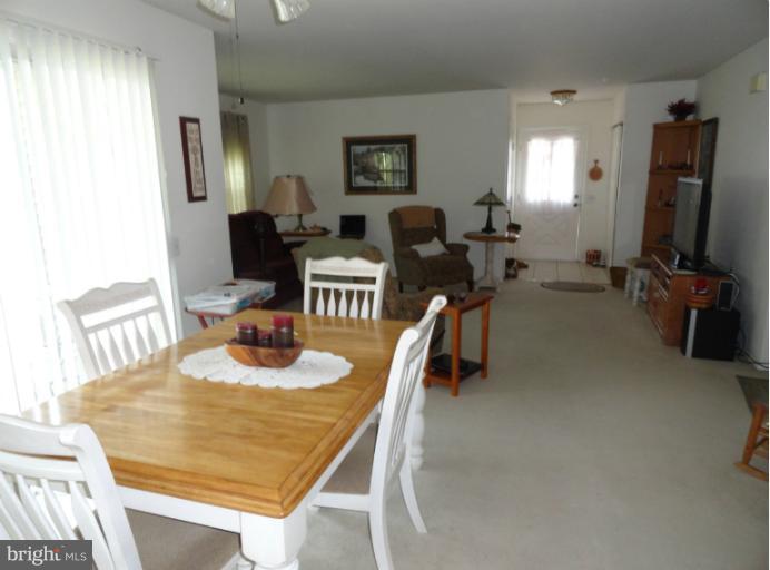 7074 Catalpa Road Frederick, MD 21703 - Photo 12 of 21 Living/Dining Room