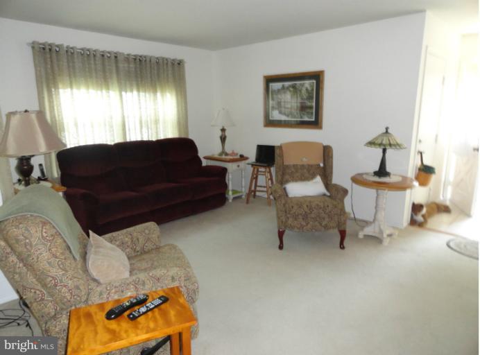 7074 Catalpa Road Frederick, MD 21703 - Photo 13 of 21 Living Room