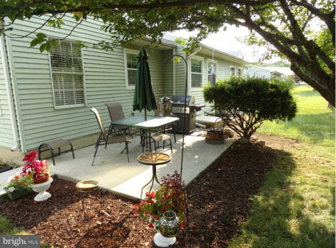 7074 Catalpa Road Frederick, MD 21703 - Photo 20 of 21 Shaded Patio