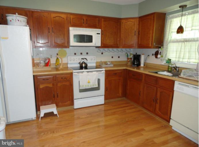7074 Catalpa Road Frederick, MD 21703 - Photo 7 of 21 Kitchen