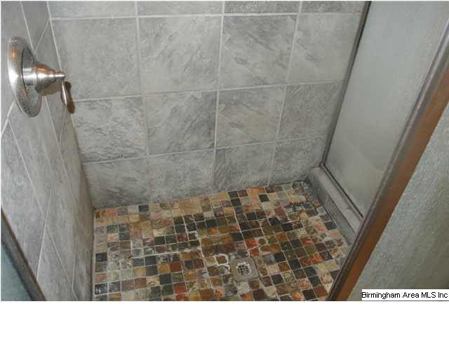2146 Sandlin Road Birmingham, AL 35235 - Photo 6 of 32