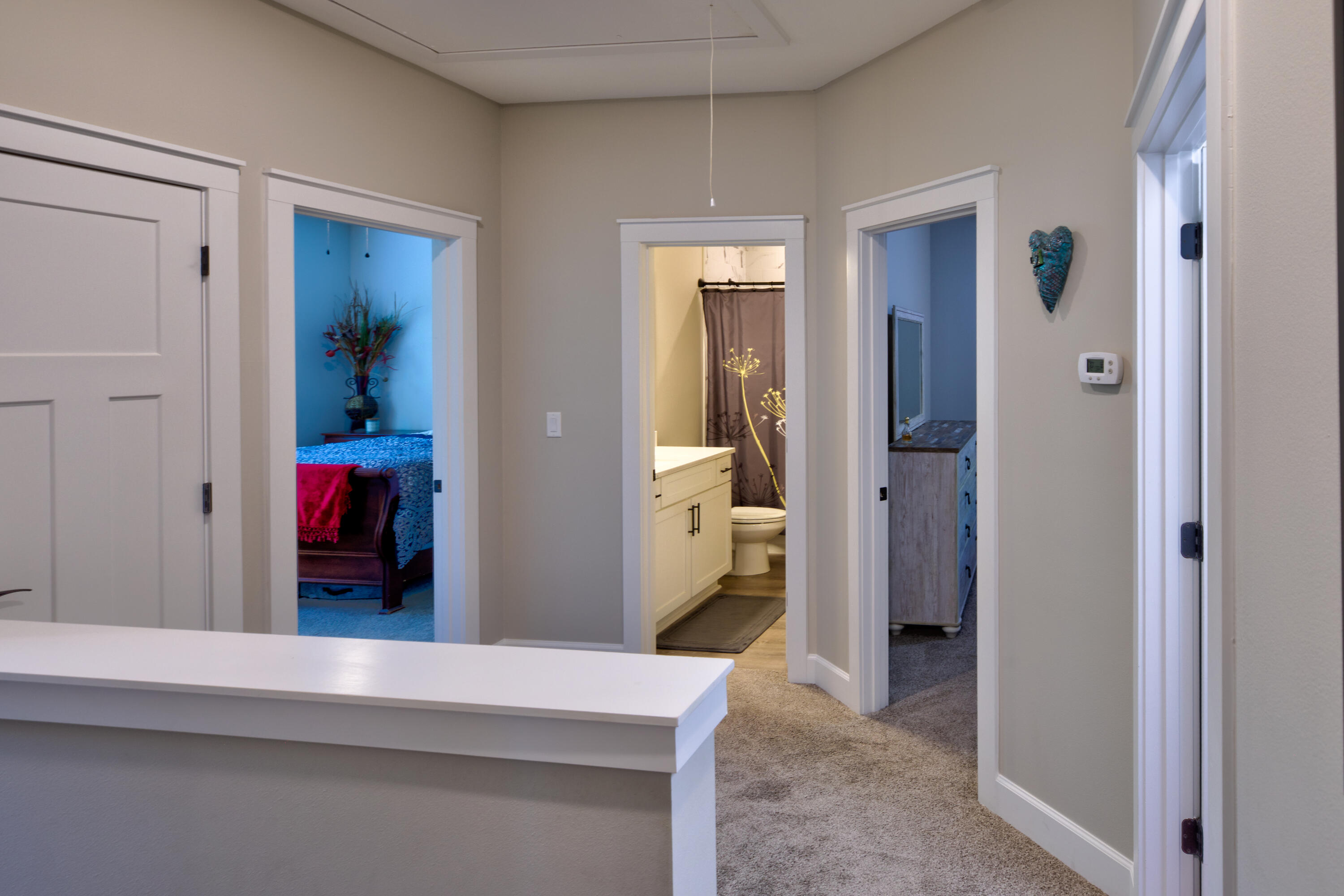 527 Maple Avenue Niceville, FL 32578 - Photo 15 of 42 a view of a living room