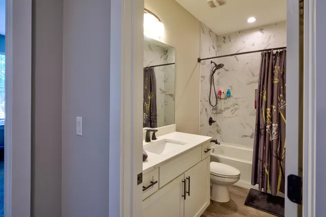 a view of a hallway with workspace