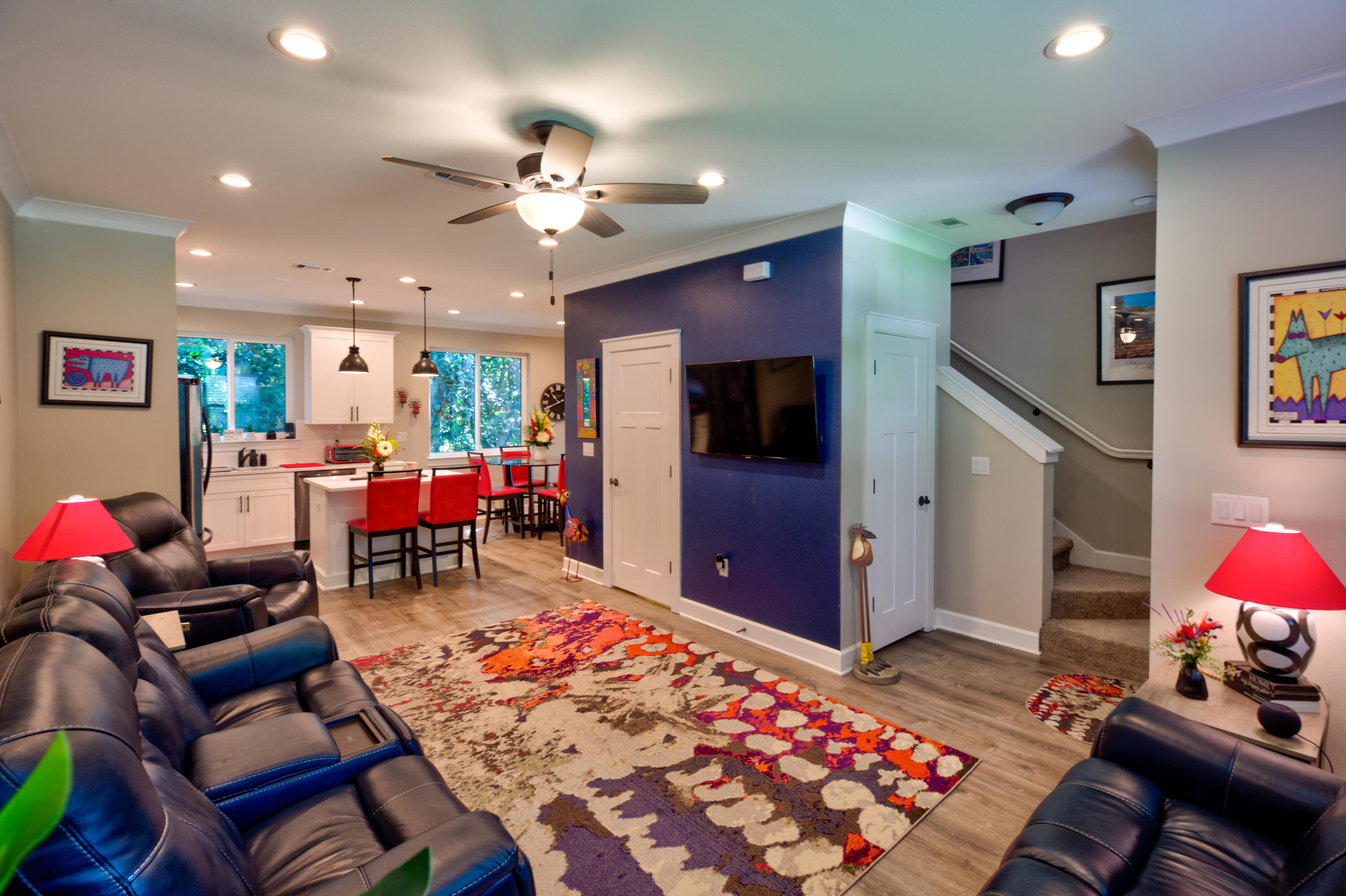 527 Maple Avenue Niceville, FL 32578 - Photo 5 of 42 a living room with furniture and a flat screen tv