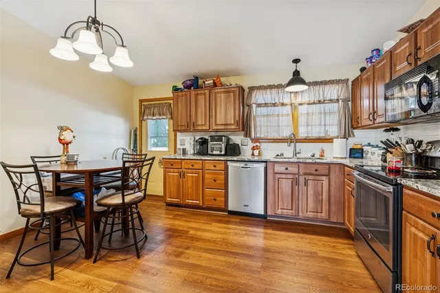 $525,000 | 1554 Ervine Avenue, Longmont, CO 80501