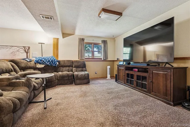 $525,000 | 1554 Ervine Avenue, Longmont, CO 80501