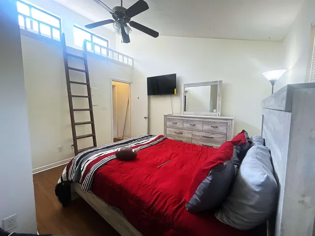 $1,300 | 1119 Ocala Road, Tallahassee, FL 32304