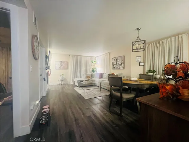 $455,555 | 26972 Flo Lane, Unit 305, Canyon Country, CA 91351