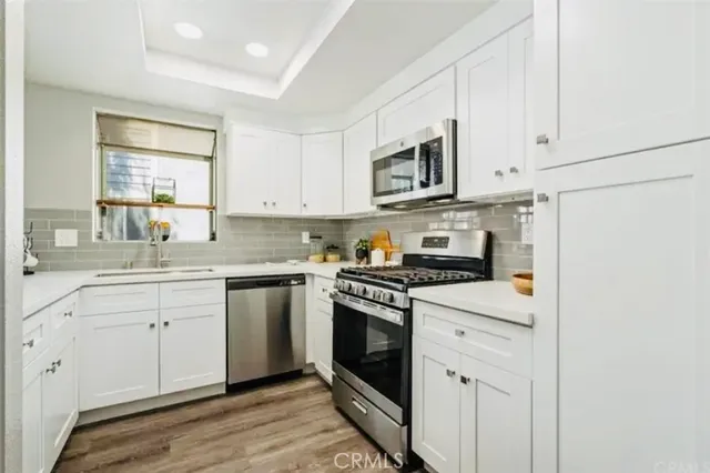 $455,555 | 26972 Flo Lane, Unit 305, Canyon Country, CA 91351