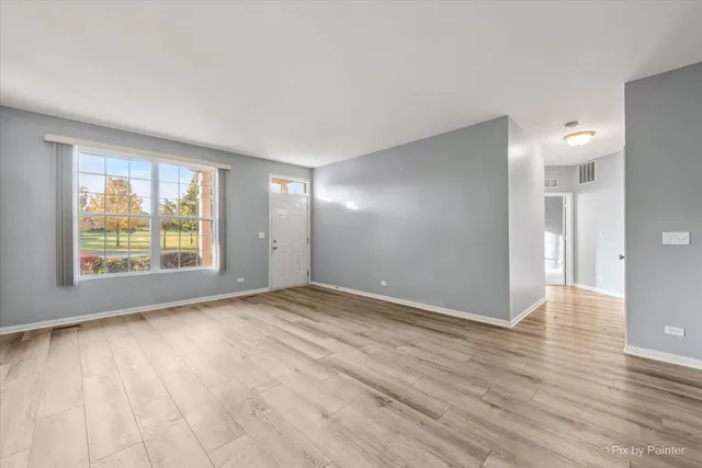 $219,500 | 2237 Concord Drive, Unit 2237, McHenry, IL 60050