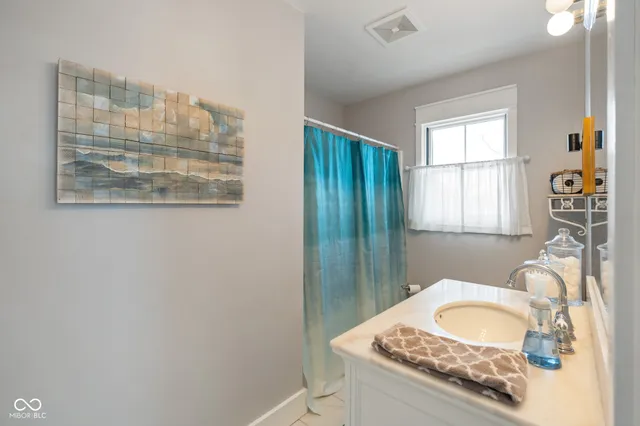 $785,000 | 4161 North 500th Street West, Bargersville, IN 46106