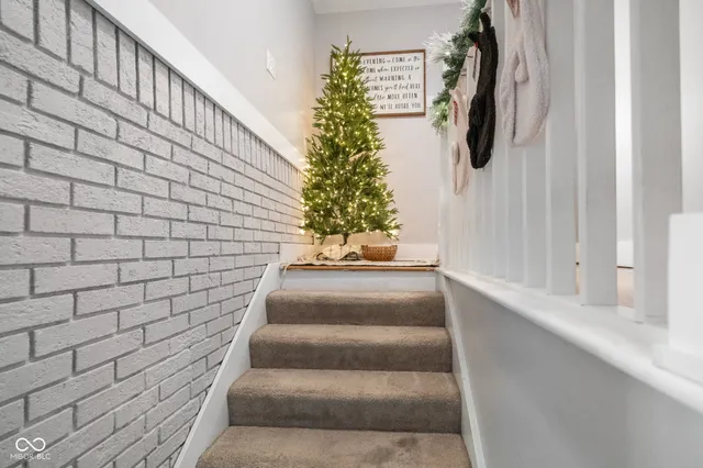 $785,000 | 4161 North 500th Street West, Bargersville, IN 46106