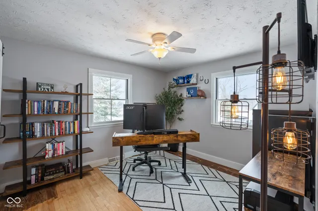 $785,000 | 4161 North 500th Street West, Bargersville, IN 46106