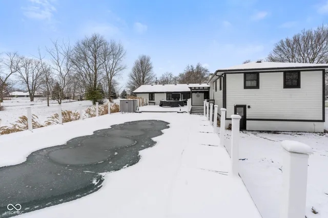 $785,000 | 4161 North 500th Street West, Bargersville, IN 46106