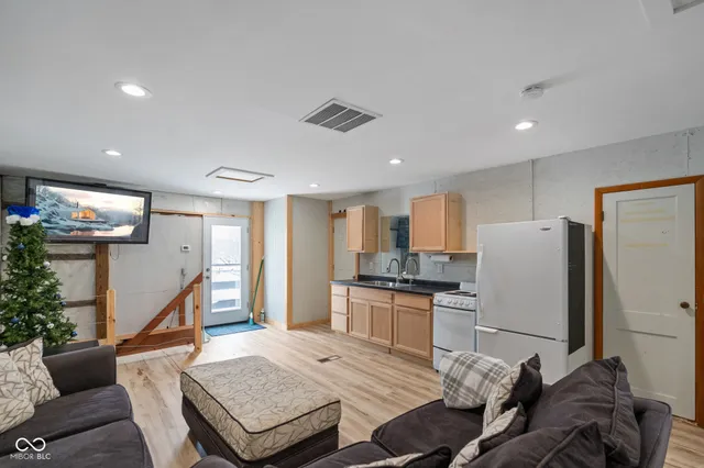 $785,000 | 4161 North 500th Street West, Bargersville, IN 46106