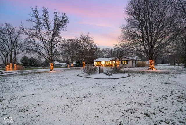 $785,000 | 4161 North 500th Street West, Bargersville, IN 46106