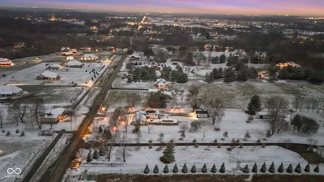 $785,000 | 4161 North 500th Street West, Bargersville, IN 46106