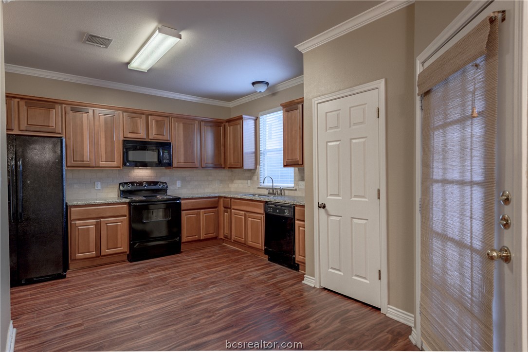 1425 West Villa Maria Road, Unit 903 Bryan, TX 77801 - Photo 5 of 24