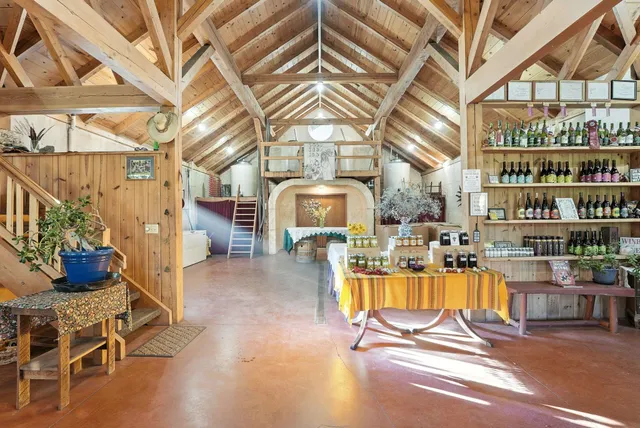 $1,875,000 | 3752 Vineyard Way, Kettle Falls, WA 99141