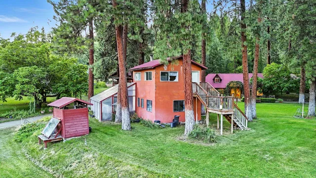 $1,875,000 | 3752 Vineyard Way, Kettle Falls, WA 99141