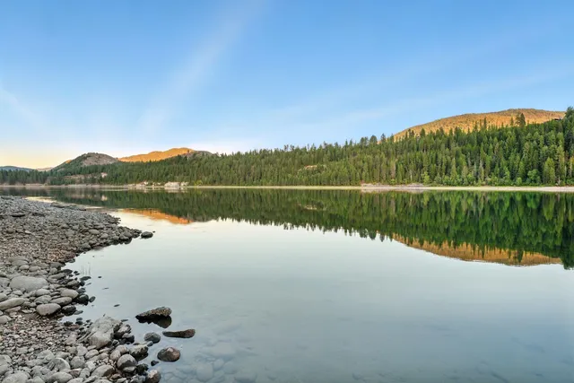 $1,875,000 | 3752 Vineyard Way, Kettle Falls, WA 99141