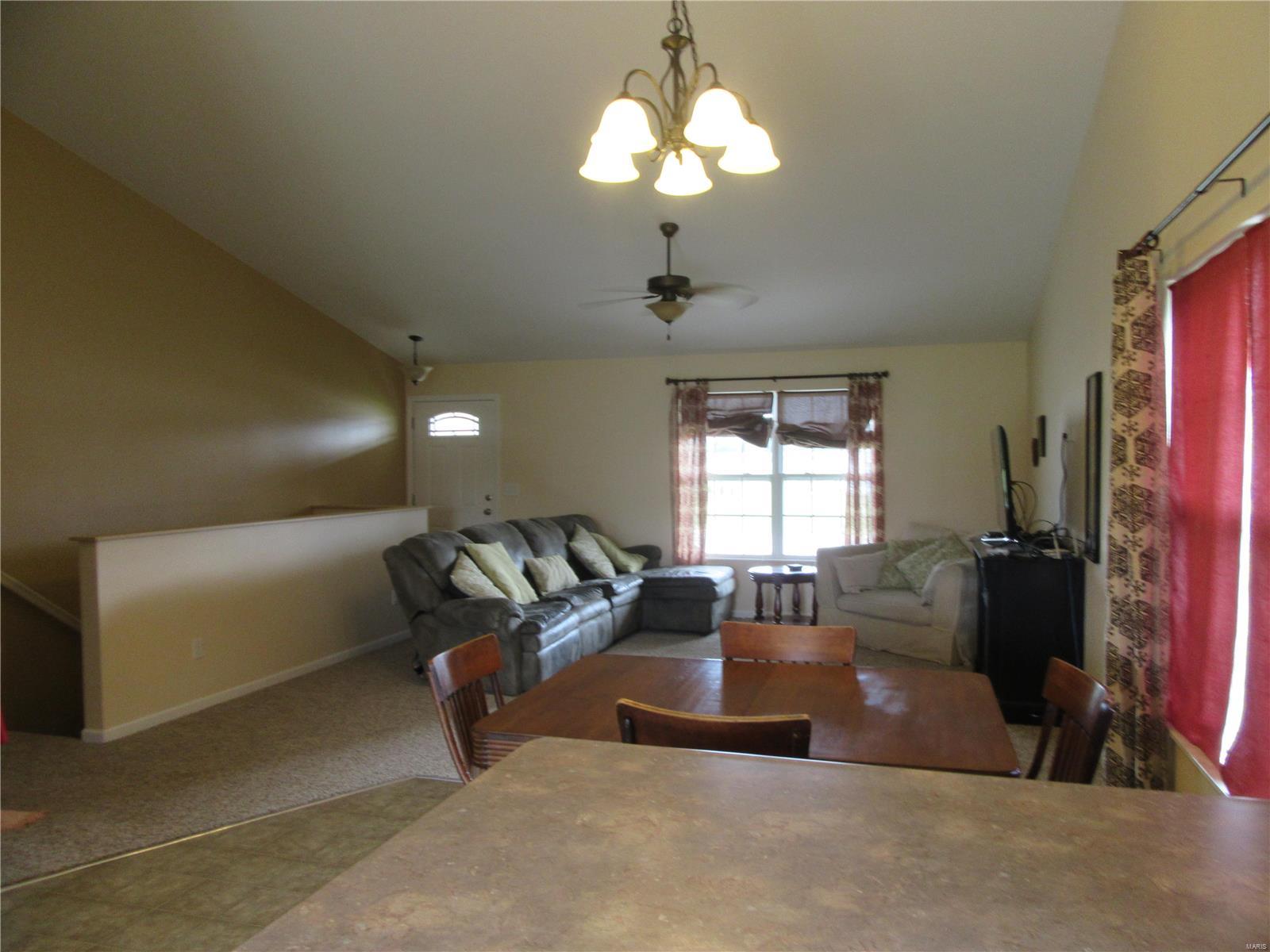 4636 Chestnut Ridge Way Smithton, IL 62285 - Photo 9 of 30 Gallery Image 9