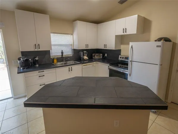 $619,000 | 17383-17395 Cleveland Drive, Fort Myers, FL 33967