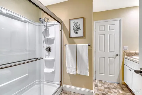 $1,595,000 | 101 H Lane, Novato, CA 94945