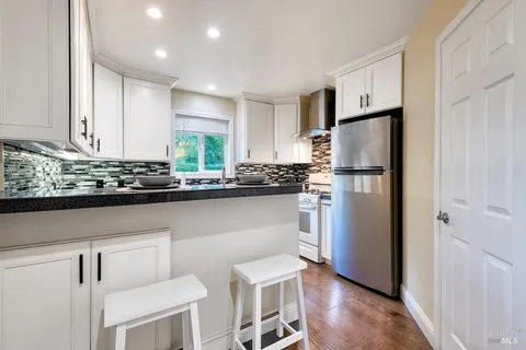 $1,595,000 | 101 H Lane, Novato, CA 94945