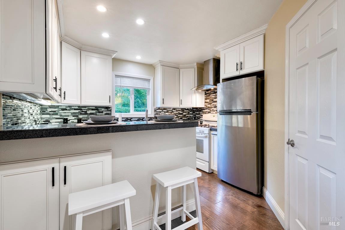 101 H Lane Novato, CA 94945 - Photo 21 of 85