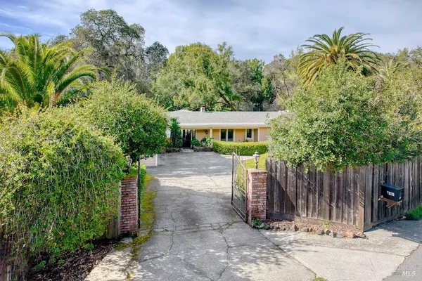 $1,595,000 | 101 H Lane, Novato, CA 94945