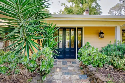 $1,595,000 | 101 H Lane, Novato, CA 94945