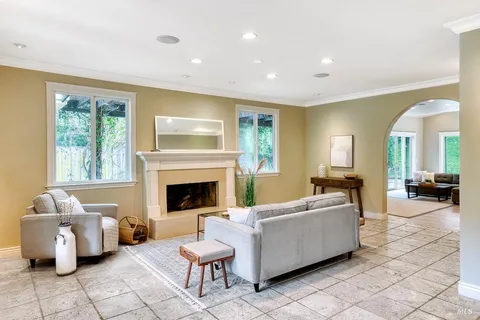 $1,595,000 | 101 H Lane, Novato, CA 94945