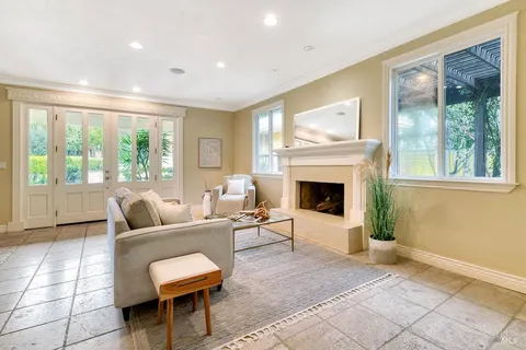 $1,595,000 | 101 H Lane, Novato, CA 94945